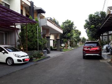 Dijual Rumah Full Furnished Siap Huni Di Cluster Kencana Loka BSD