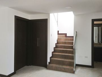 Tumbaco. ÚLTIMA CASA. OPORTUNIDAD. NUEVO PRECIO