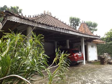 Rumah Mewah Nyaman Daerah Gunungpati Semarang Lengkap Ada Villa