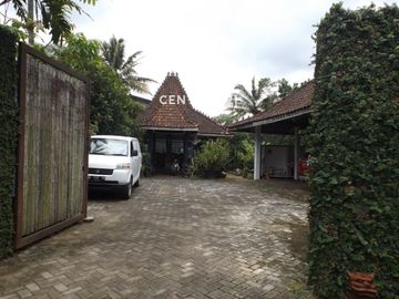 Rumah Mewah Nyaman Daerah Gunungpati Semarang Lengkap Ada Villa