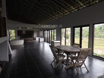 Rumah Mewah Nyaman Daerah Gunungpati Semarang Lengkap Ada Villa