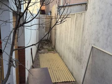 Departamento Tipo Casa en venta en Lanus Oeste