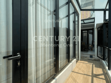 Brand New House Menteng Modern Minimalist