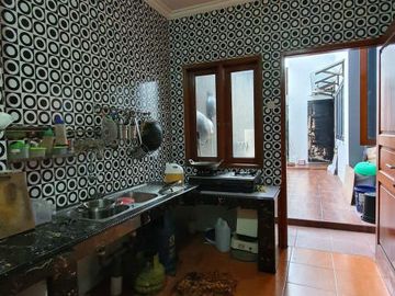 RUMAH BARU dan MEWAH at Jl SAWO CIPETE, JAKSEL, S.POOL, GAZEBO