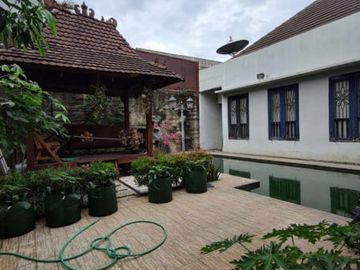 RUMAH BARU dan MEWAH at Jl SAWO CIPETE, JAKSEL, S.POOL, GAZEBO