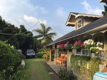 [338C0A] For Rent 4 Bedroom Villa, 300m2 - Cianjur, West Java