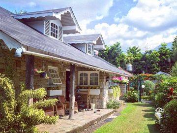 [338C0A] For Rent 4 Bedroom Villa, 300m2 - Cianjur, West Java