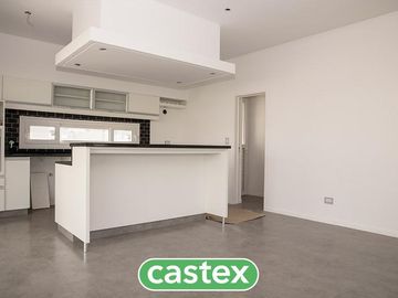 Casa de 4 dormitorios en venta en Castaños, Nordelta