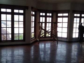 Rumah dijual dekat kampus Brawijaya kota Malang