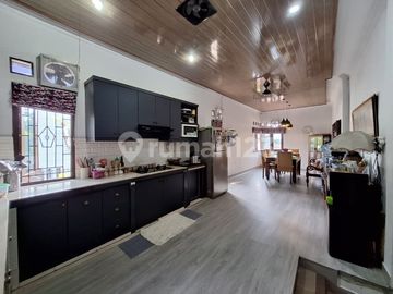 Rumah Estetika di Blok L, Cinere - Semi Furnished Siap Huni