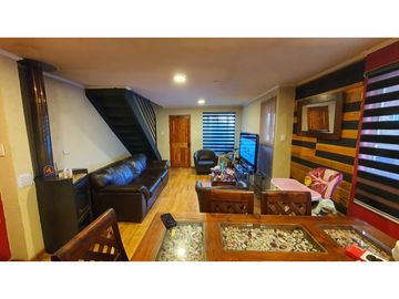Venta casa 3D 2B con estar y estacionamiento, en Los Andes