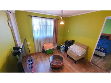 Venta casa 3D 2B con estar y estacionamiento, en Los Andes