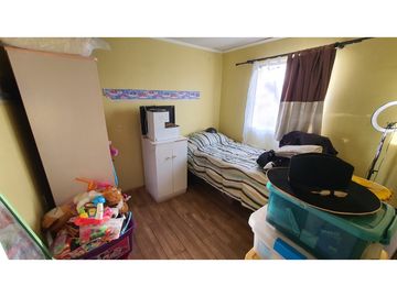 Venta casa 3D 2B con estar y estacionamiento, en Los Andes