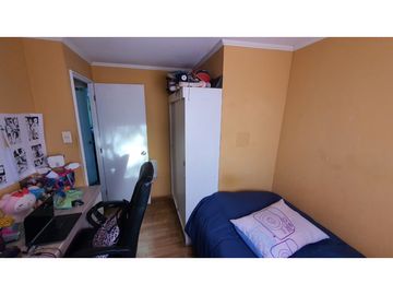Venta casa 3D 2B con estar y estacionamiento, en Los Andes
