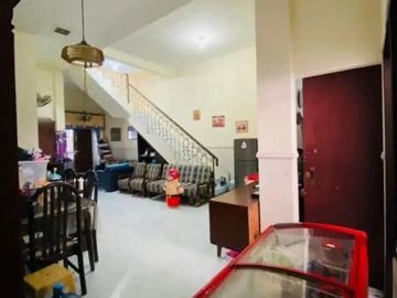 Rumah Pusat Kota Jalan Tembok Gede Bubutan Surabaya