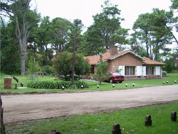 Chalet zona Iglesia. La mejor Ubicación!