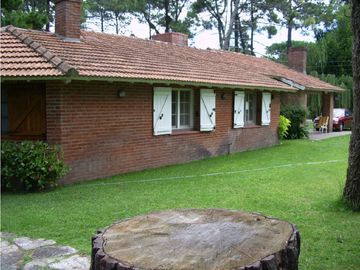 Chalet zona Iglesia. La mejor Ubicación!