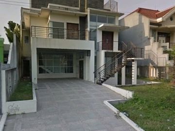 DISEWAKAN RUMAH 2 LANTAI LUAS 300 PONDOK BLIMBING INDAH ARAYA MALANG