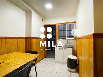 Oficina / Local Comercial / Bajo precio tasación.