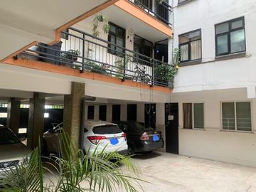Amplio y bien ubicado departamento, remodelable