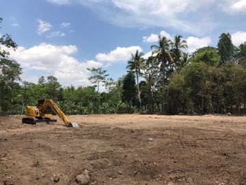Dekat Stadion Maguwoharjo. Luas 105 M2. Bisa Bayar Bertahap