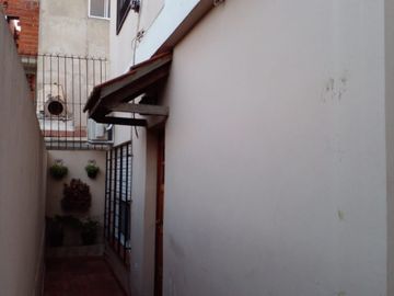 Casa PH en venta en Quilmes Este