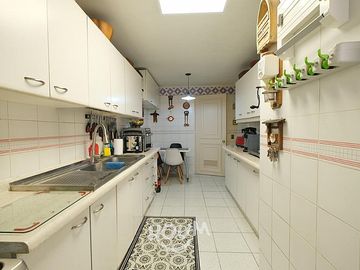 LUZ (PISO 15)