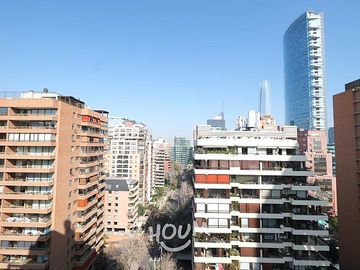 LUZ (PISO 15)
