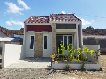 Minimalis di dalam perumahan dengan Scurity 24 jam
