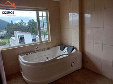 Casa de venta en Otavalo, Imbabura, Conjunto Privado Milenium