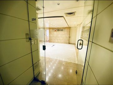 Oficina en arriendo en Providencia