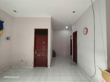 Rumah Besar Popongan dekat kampus UGM