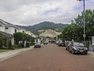 Casa - Vía a la Costa