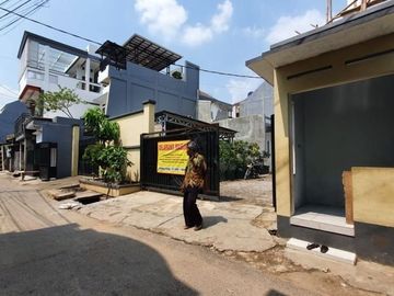 Rumah DiJual Jagakarsa Baru 3 Lantai Harga terjangkau