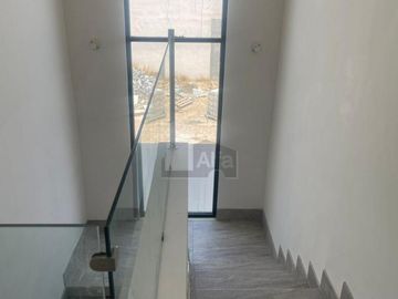 Casa en venta ubicada en Fracc. La Escondida