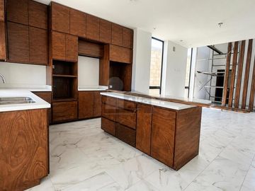 Casa en venta ubicada en Fracc. La Escondida