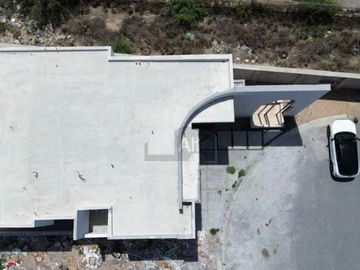 Casa en venta ubicada en Fracc. La Escondida