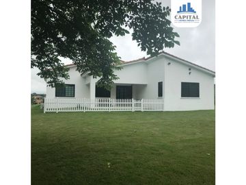 SE VENDE CASA EN HACIENDA PACIFICA - SAN CARLOS