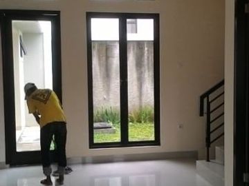 Rumah diJual di Tanah Baru, Depok. Townhouse mewah Murah