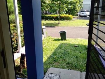 Dijual Rumah di The Icon Cluster Simplicity BSD Depan taman, Baru Selesai Renovasi