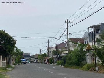 rumah sutorejo tengah Murahh, Strategis