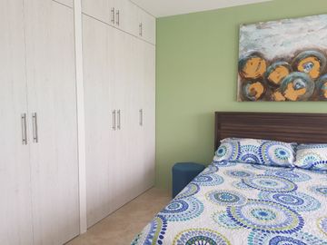 Venta de Casa Modelo Acuarela en Urb. Casa Laguna, Vía a Samborondon.