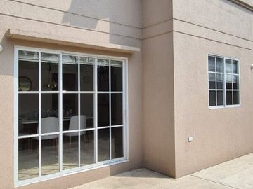 Venta de Casa Modelo Acuarela en Urb. Casa Laguna, Vía a Samborondon.