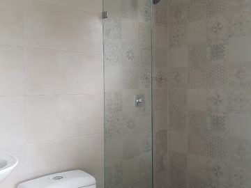 Venta de Casa Modelo Acuarela en Urb. Casa Laguna, Vía a Samborondon.
