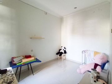 RUMAH SECOND 4 KAMAR DIJUAL MURAH JIMBARAN BAWAH