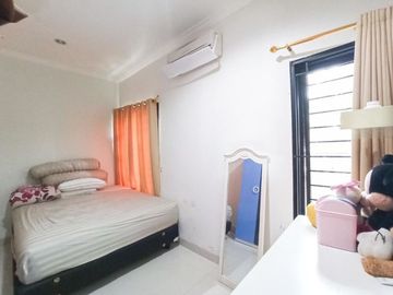 RUMAH SECOND 4 KAMAR DIJUAL MURAH JIMBARAN BAWAH