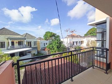RUMAH SECOND 4 KAMAR DIJUAL MURAH JIMBARAN BAWAH