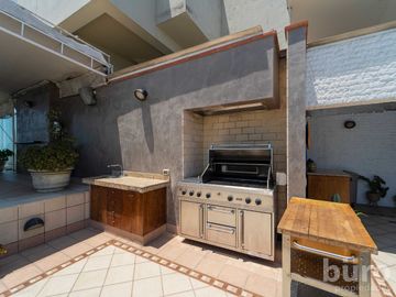 ESPECTACULAR PH DE LUJO CON 4 HABITACIONES, PISCINA Y GRAN TERRAZA EN SAN ISIDRO