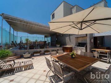 ESPECTACULAR PH DE LUJO CON 4 HABITACIONES, PISCINA Y GRAN TERRAZA EN SAN ISIDRO