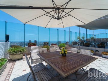 ESPECTACULAR PH DE LUJO CON 4 HABITACIONES, PISCINA Y GRAN TERRAZA EN SAN ISIDRO